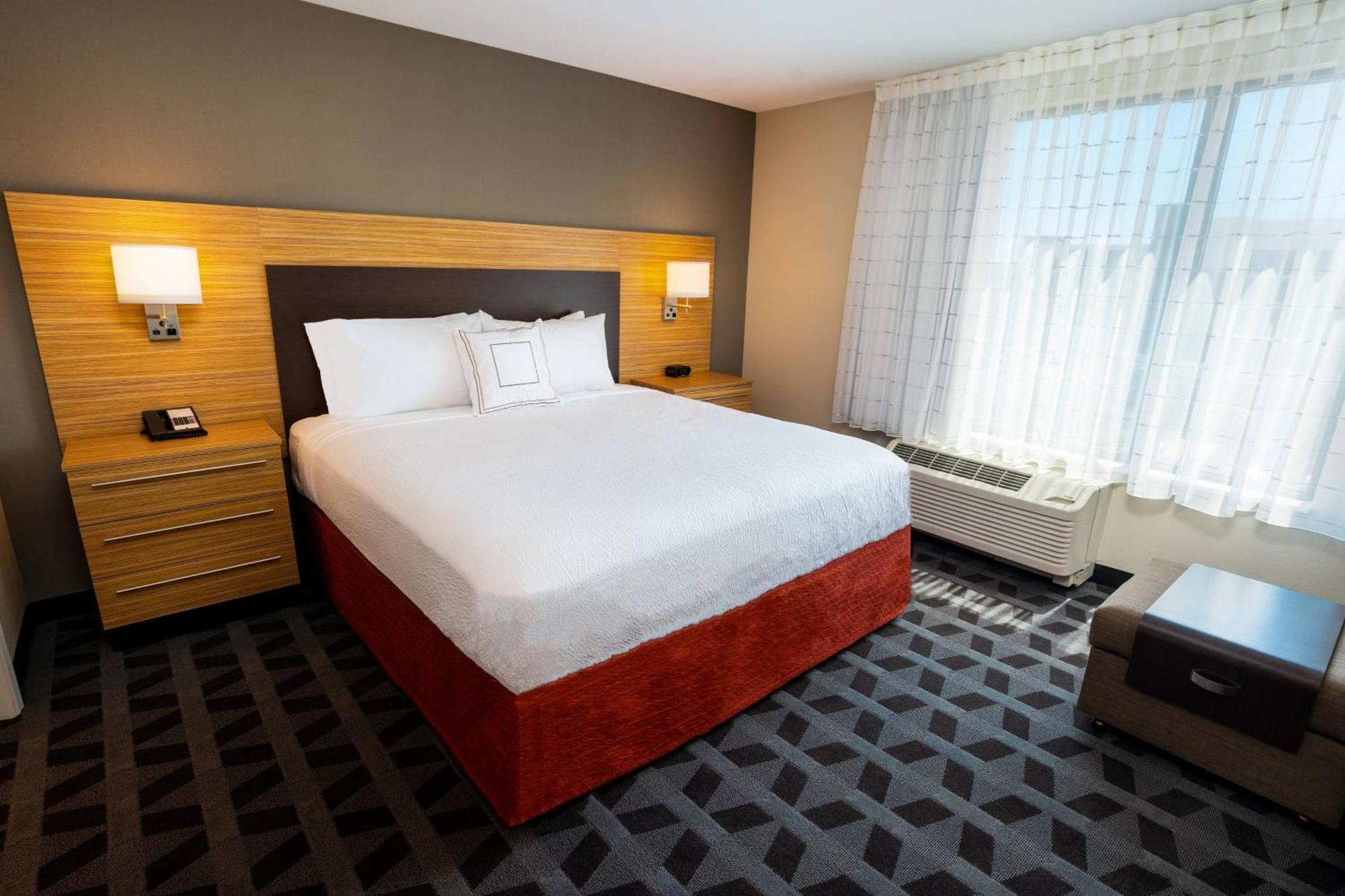 ทาวน์เพลซ สวีท บาย แมริออท เออร์ไวน์ เลค รีสอร์ต Hotel เลคฟอเรสต์ ภายนอก รูปภาพ